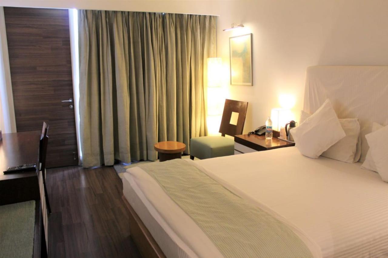 Kartikay Hotel Hisar Ngoại thất bức ảnh