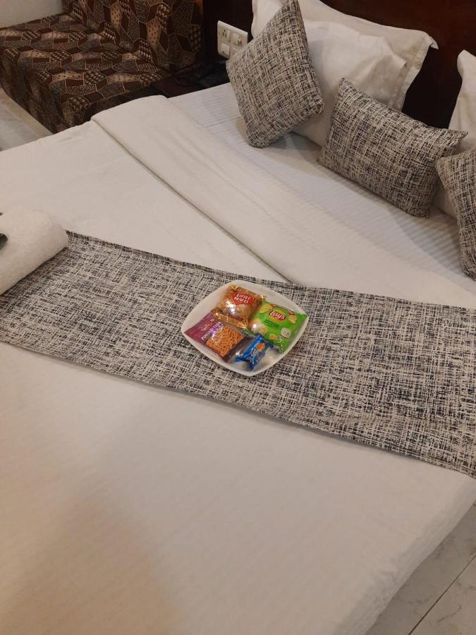 Kartikay Hotel Hisar Ngoại thất bức ảnh