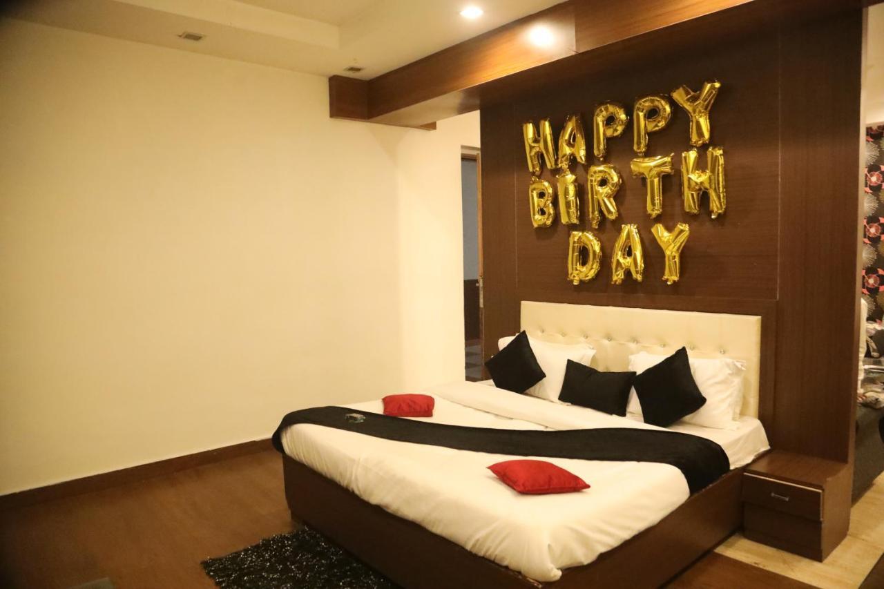 Kartikay Hotel Hisar Ngoại thất bức ảnh